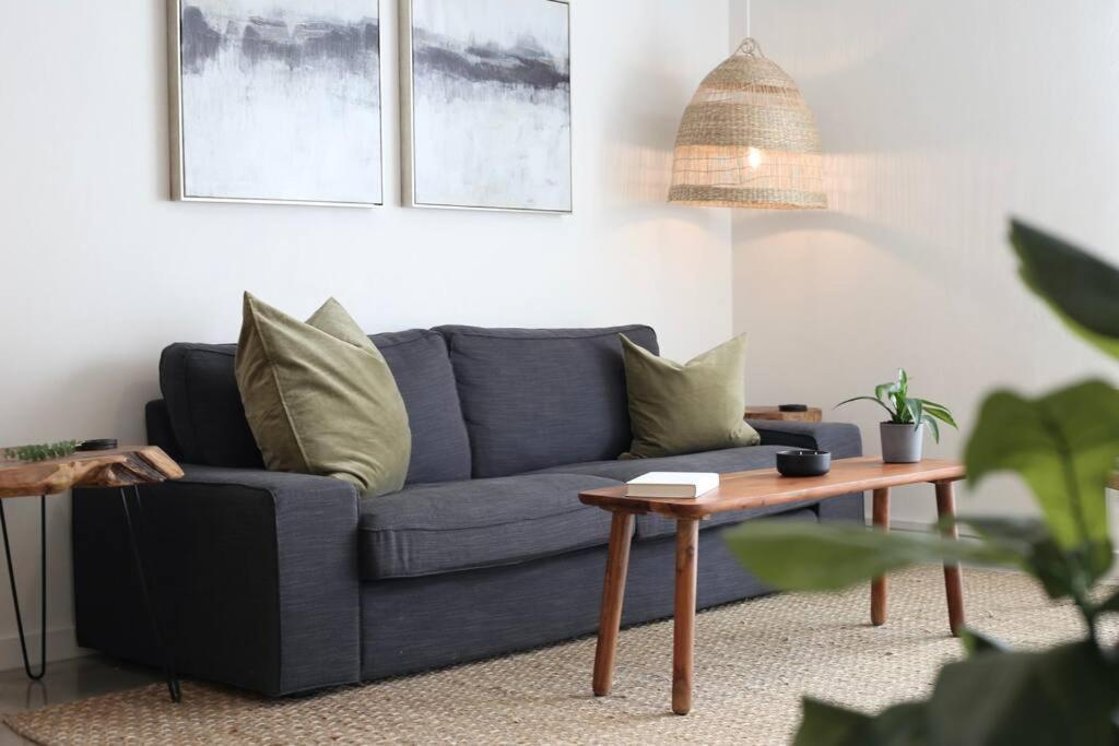 Concrete Suite 5 Min Walk To Shands Uf Γκέινσβιλ Εξωτερικό φωτογραφία
